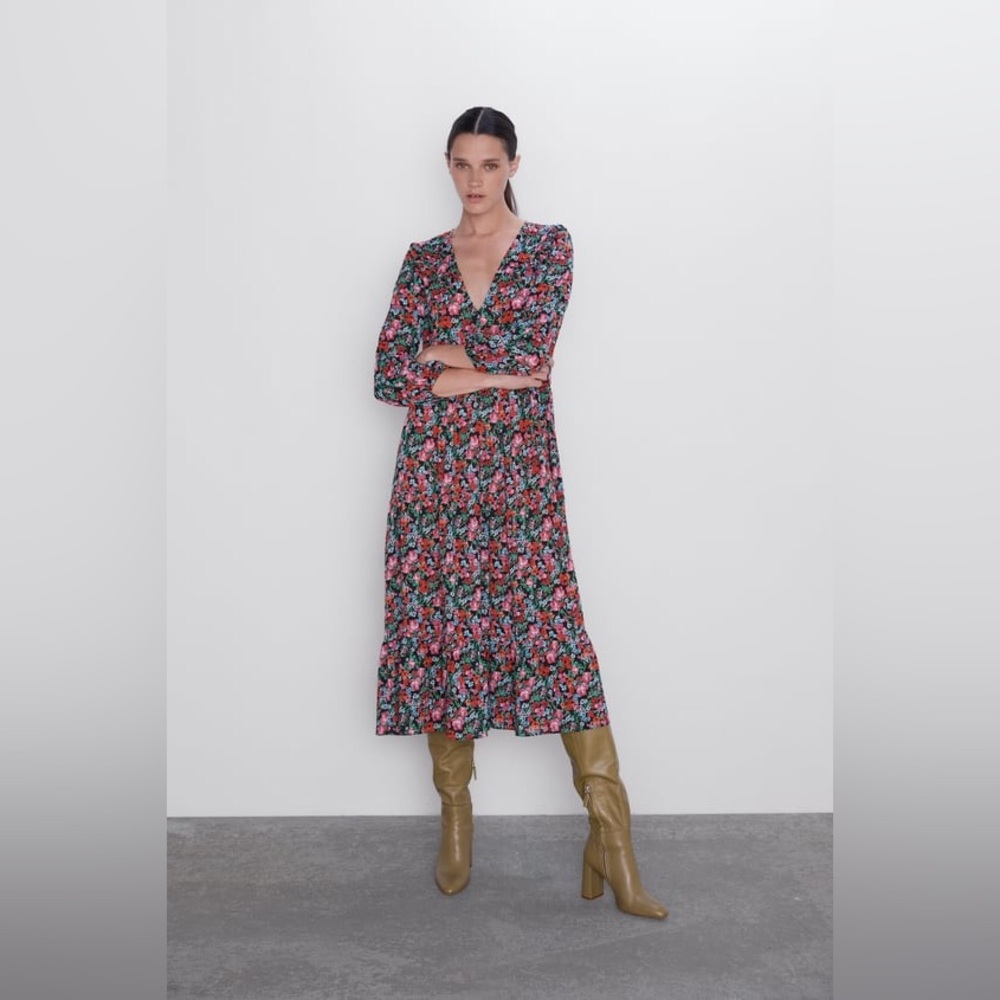 Zara Maxi/Midi Floral Print Dress M